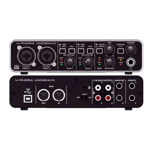 BEHRINGER UMC204HD
